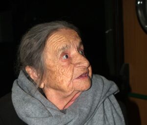 Για την προσβολή στη μνήμη μιας γυναίκας που αφιέρωσε τη ζωή της στη διάσωση και ανάδειξη της μικρασιατικής κληρονομιάς.   